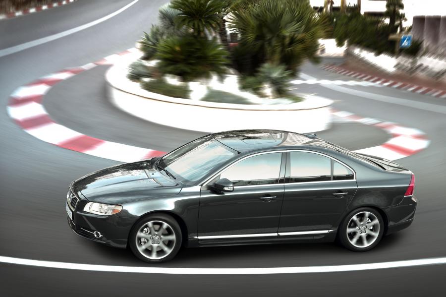  Volvo S80 2009 года  (фото 27 из 76)